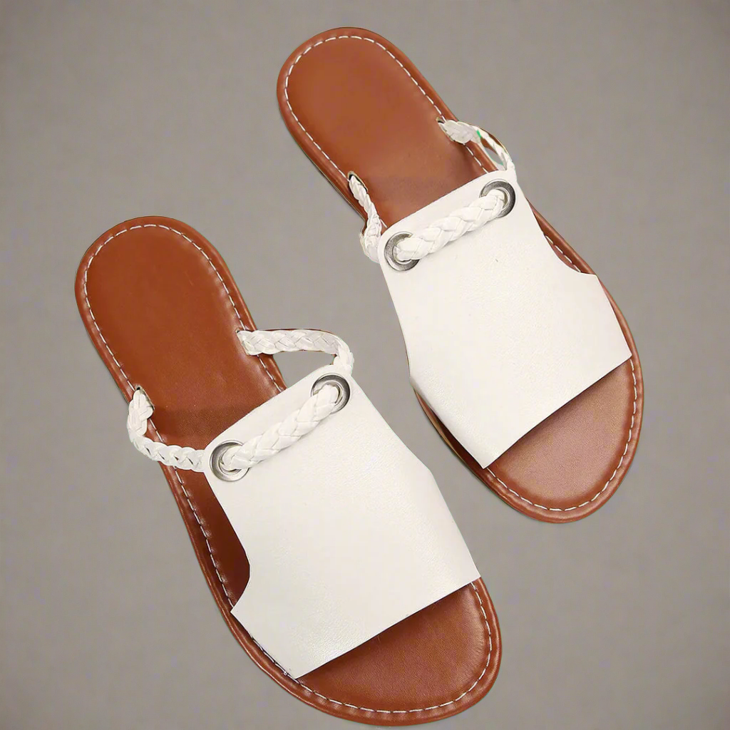 Katelina | Handgemaakte platte sandalen van premium materiaal