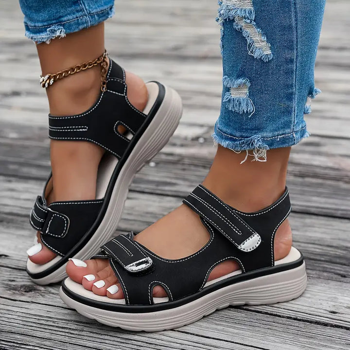 Alia™ | Comfortabele wedge sandalen met enkelband