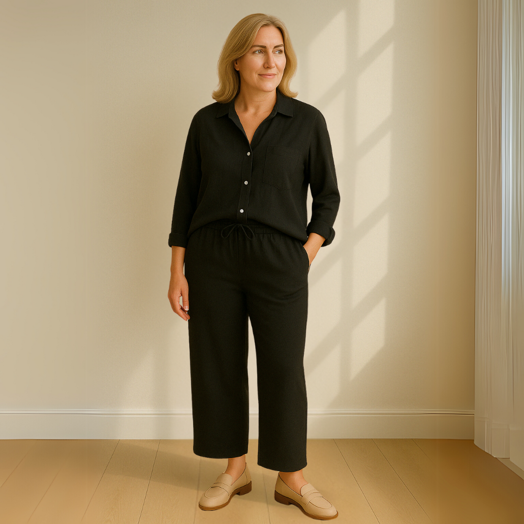 Elegant 2-Piece Outfit: Blouse and Wide-Leg Trousers