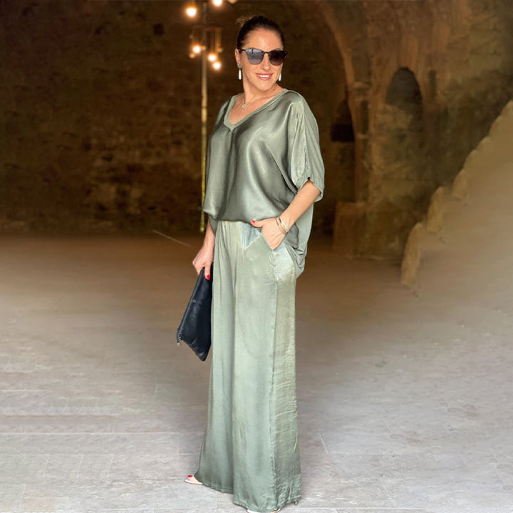 Stijlvolle Glanzende Tweedelige Outfit met V-hals in Plus Size